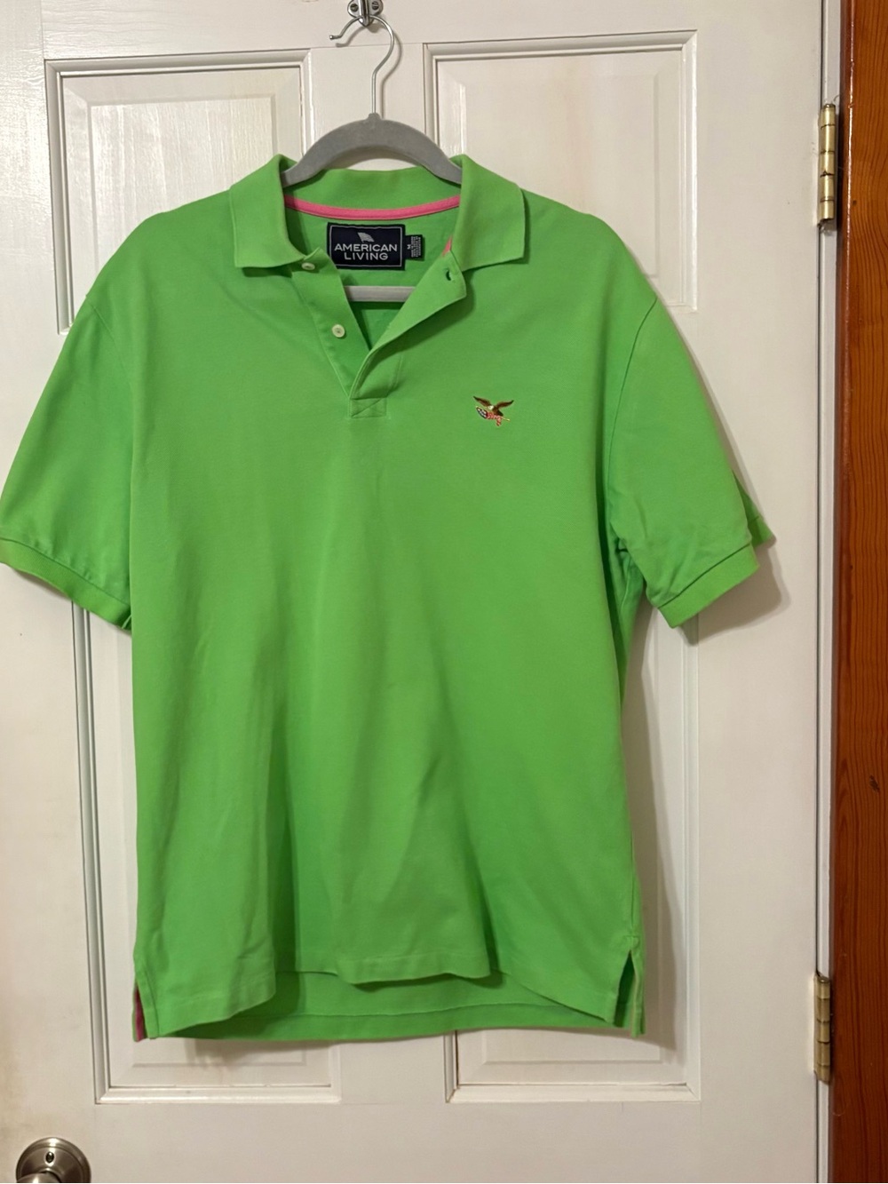 American Living Men’s Bright Green Polo with Embroidered Bird Size M